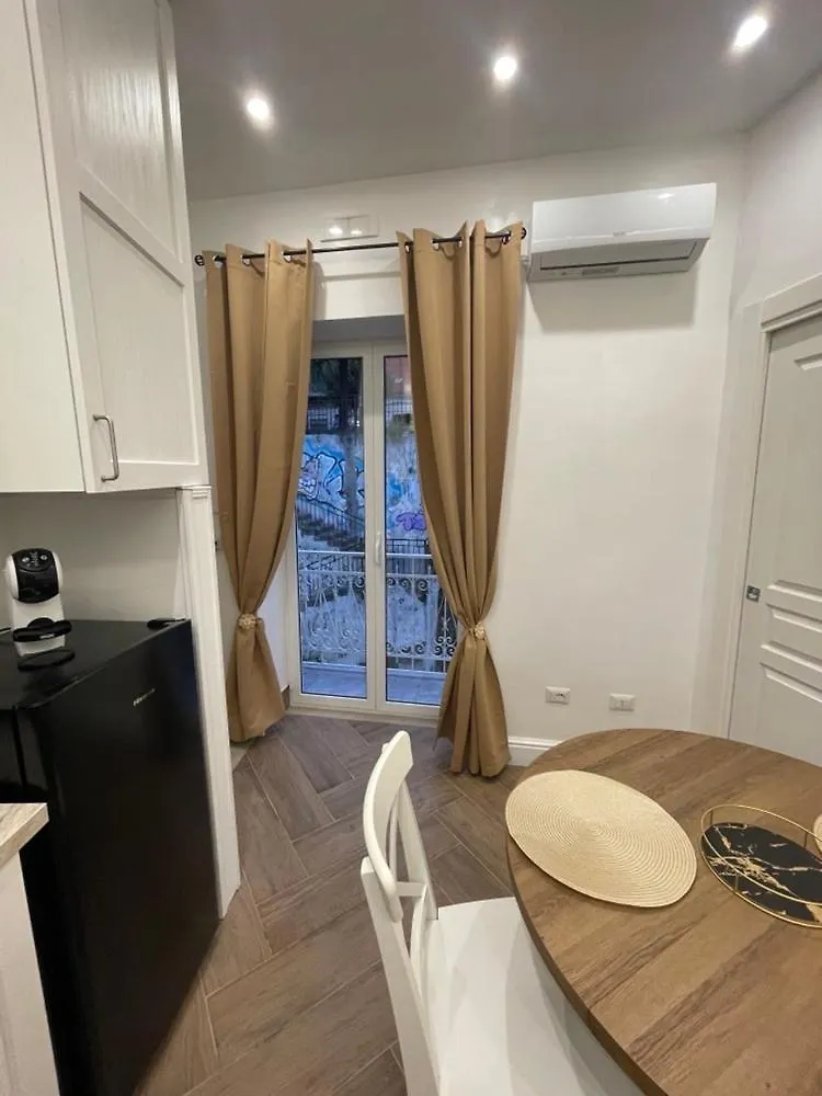 Apartment Santamonicaappartaments2 Naples